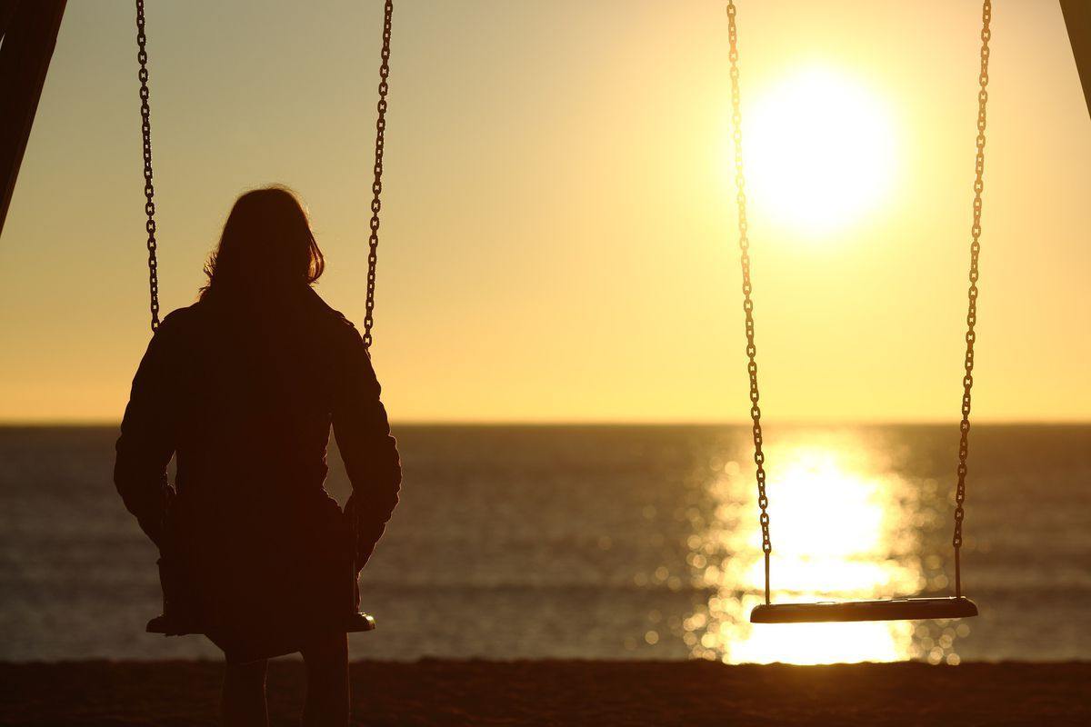 Mourning The Death Of A Spouse - PaulaMax Jewelry